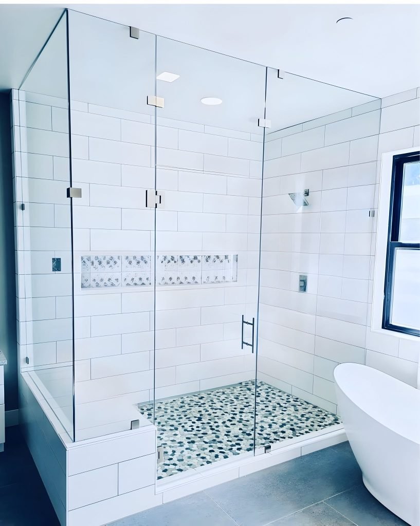 AQ Glass offers best Shower Doors vs Curtains